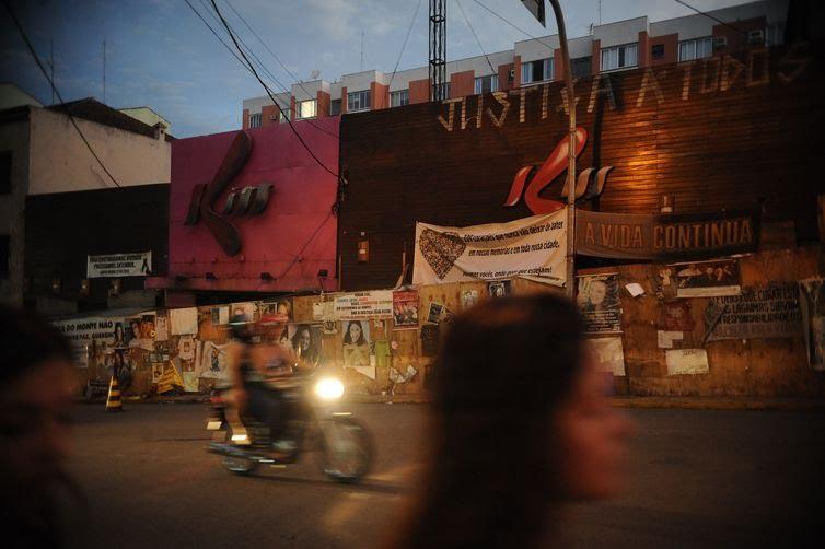 Após oito anos, inicia Júri sobre incêndio na Boate Kiss