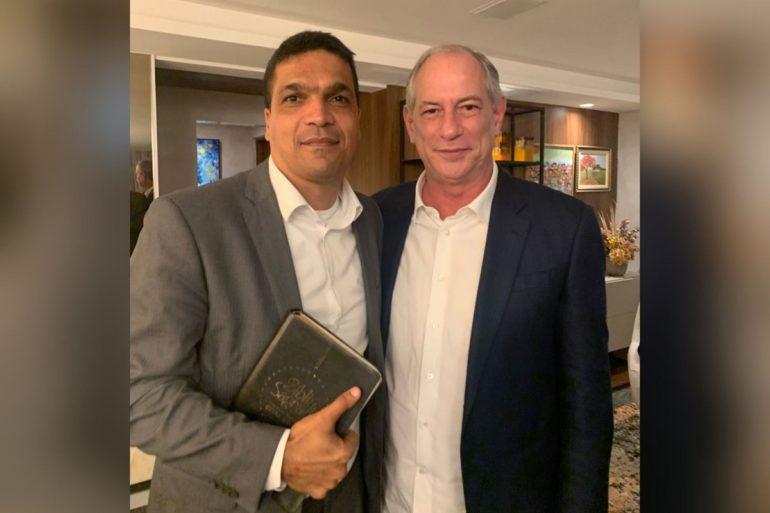 Cabo Daciolo se filia ao PDT para apoiar Ciro Gomes