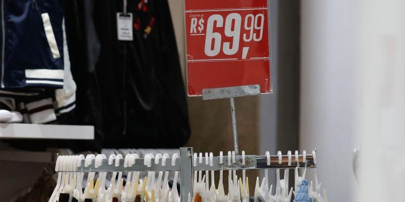Confiança do empresário do comércio sobe 1,4% em janeiro, diz CNC