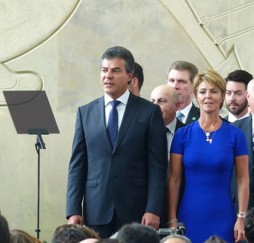 Gilmar Mendes manda desbloquear bens de mulher e filho de Beto Richa