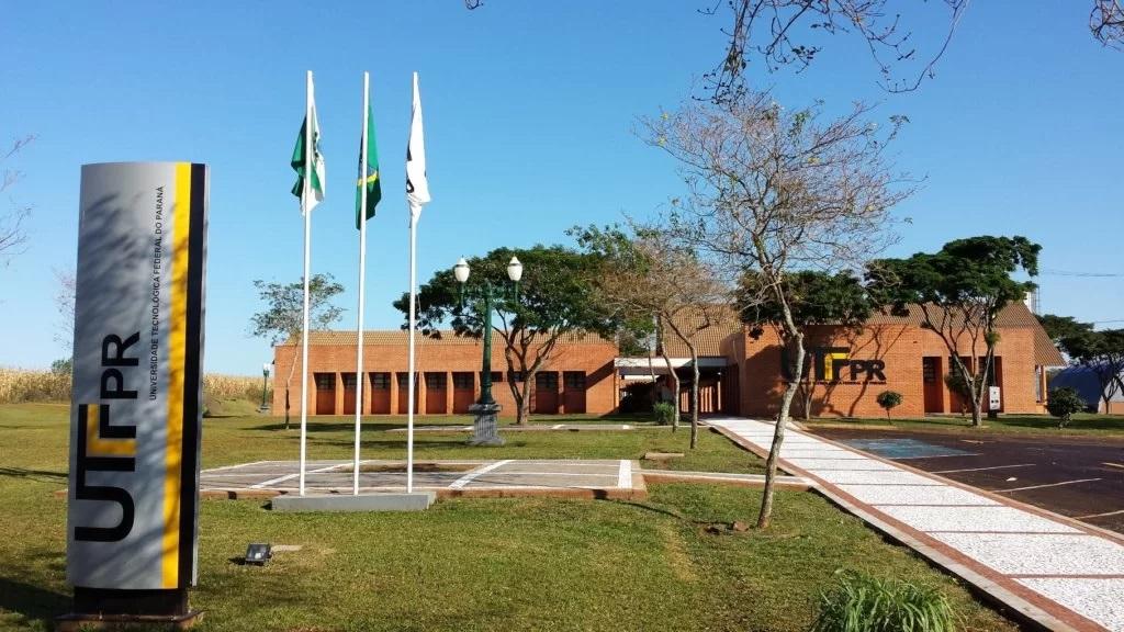 Edital tem seis vagas de técnico-administrativo para cinco campi da UTFPR. Uma delas em Santa Helena