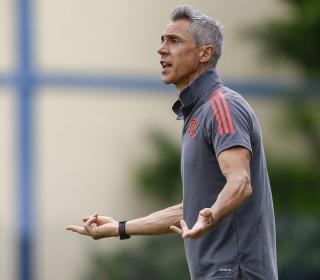 Diego Alves, Isla e mais dois: Paulo Sousa bate o martelo e define futuro de medalhões no Flamengo