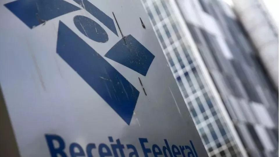 773 mil declarações do IRPF já foram entregues no Paraná