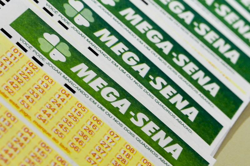 Bolão de SC leva prêmio de R$ 117,5 milhões da Mega-Sena
