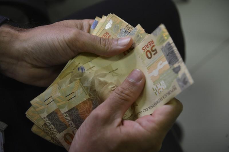 Caixa começa a pagar parcela de junho do Auxílio Brasil