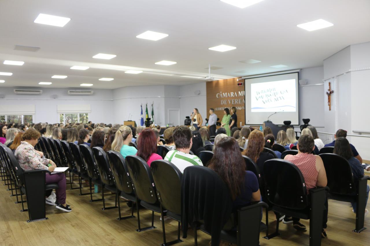 Professores passam por 2º Etapa de Formação Continuada em Santa Helena
