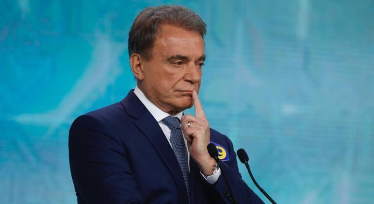 Alvaro Dias decide não ser candidato à presidência e vai tentar a reeleição ao Senado