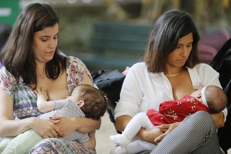 Condição de trabalho interfere na duração de aleitamento materno