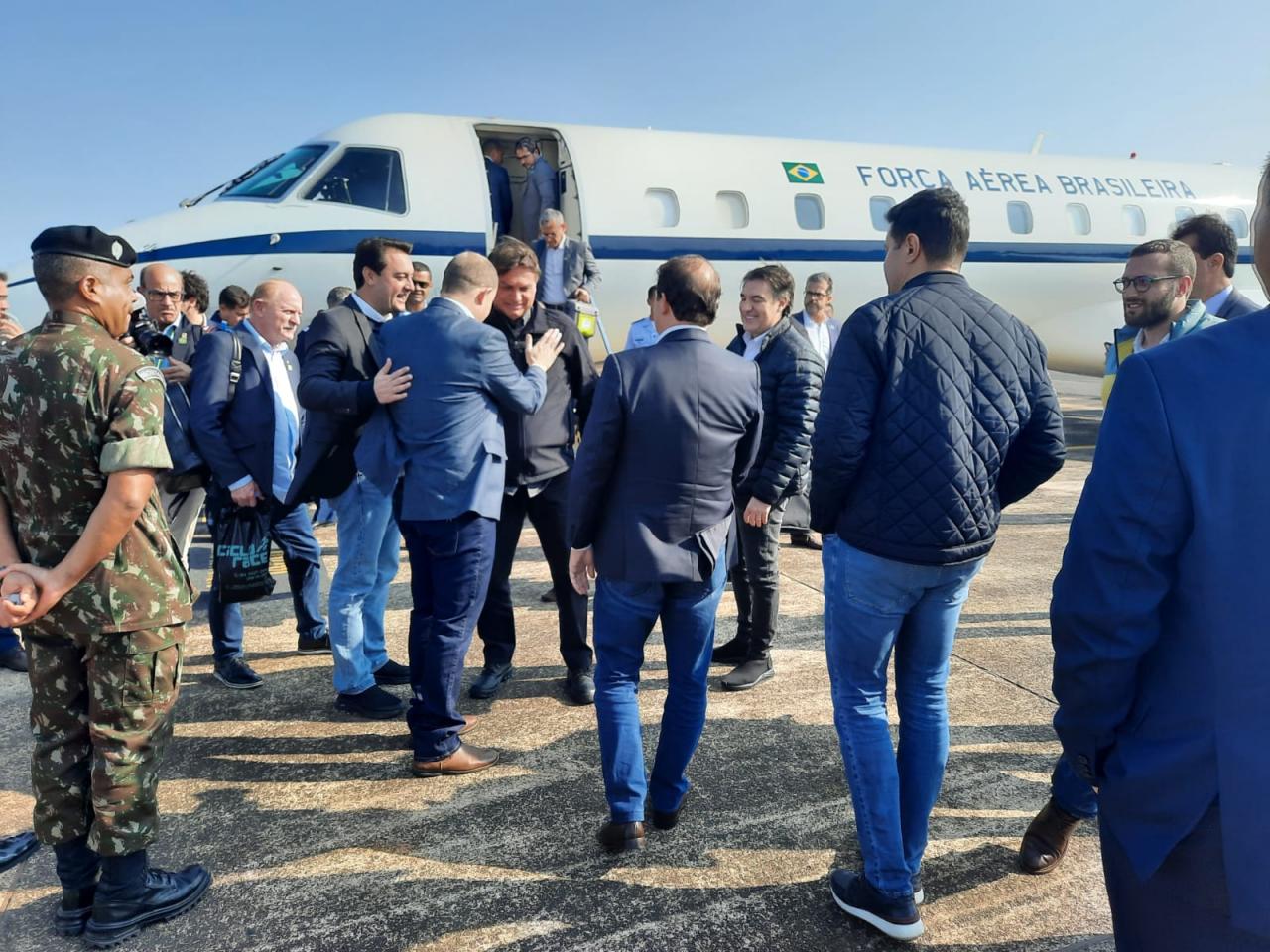 Prefeito de Santa Helena acompanha agenda do Presidente e Governador do Paraná