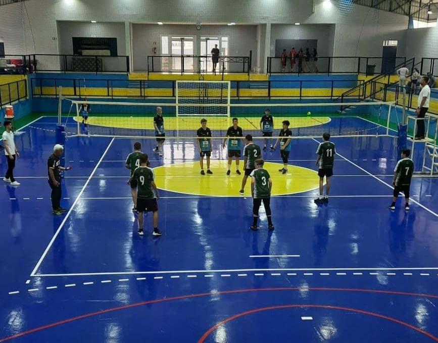 Campeonato Municipal de Vôlei inicia neste sábado (17) em Santa Helena