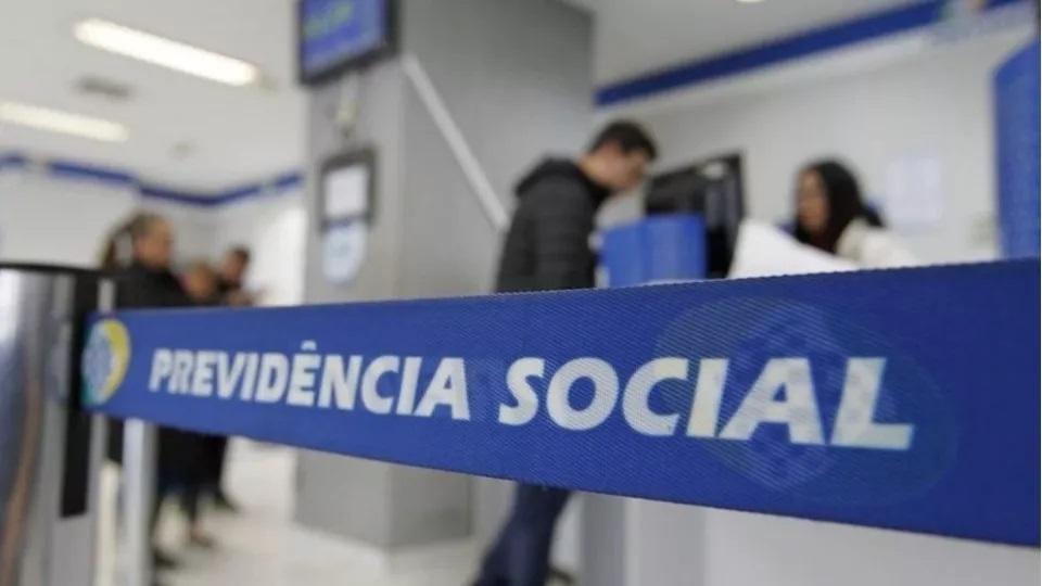 Justiça condena INSS a pagar indenização após cancelar benefício de segurado que ainda estava vivo