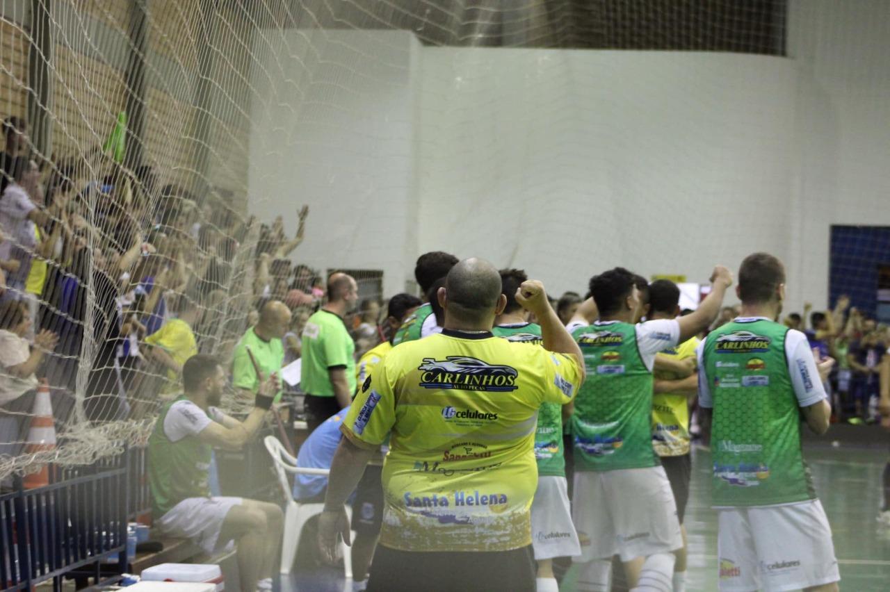 Com grande atuação, Santa Helena Futsal vence a primeira semifinal contra Pato Branco