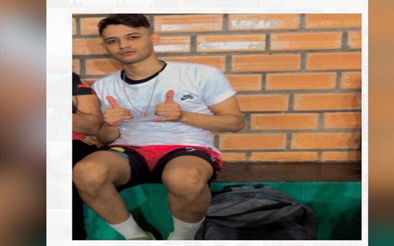 Jovem de 22 anos com tumor na cabeça pede ajuda da comunidade para cirurgia