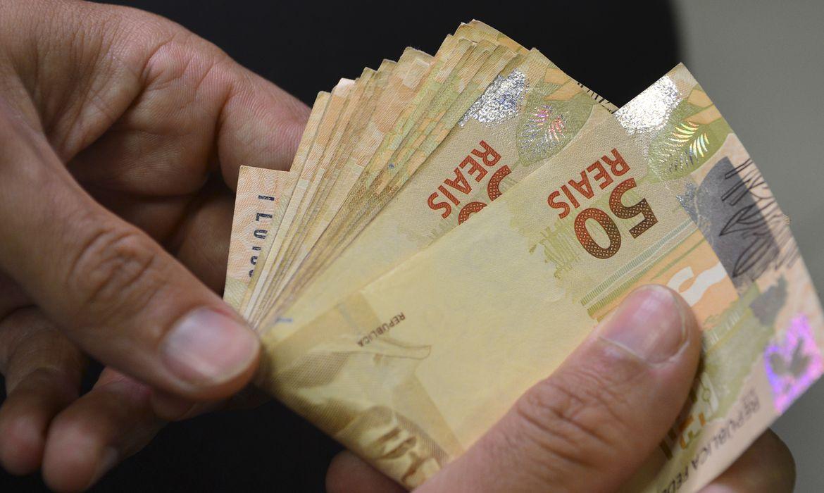 Beneficiários com NIS final 3 recebem hoje o Auxílio Brasil