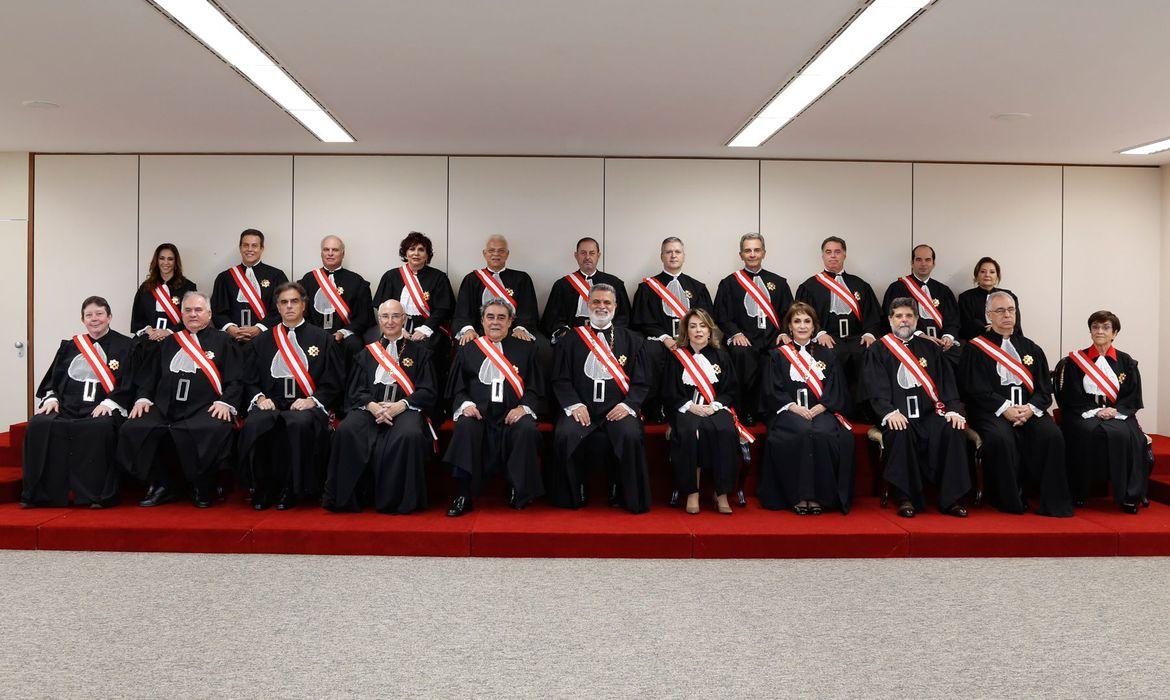 Liana Chaib toma posse como ministra do TST