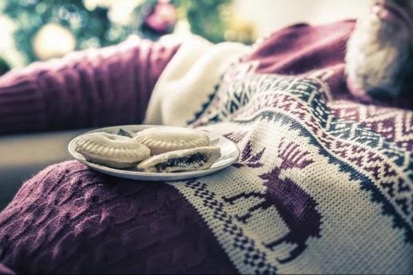 Passar mal após comer demais pode indicar câncer. Entenda os sinais