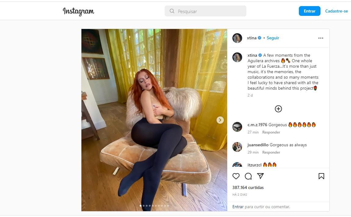 Christina Aguilera esbanja saúde ao aparecer de topless