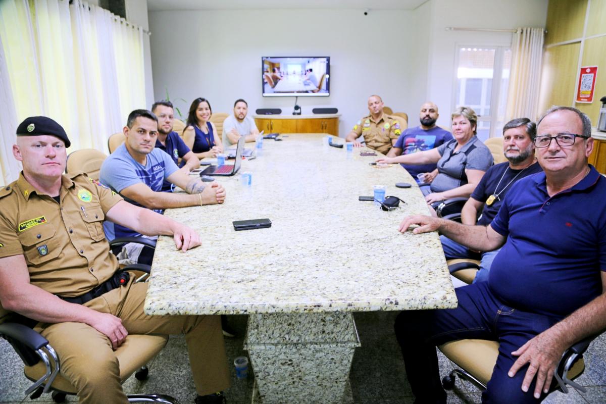 Forças Policiais participam de treinamento para utilização do Sistema de Monitoramento em Itaipulândia