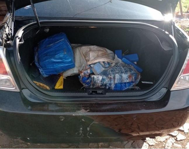 Casal é preso transportando droga em Diamante D'Oeste