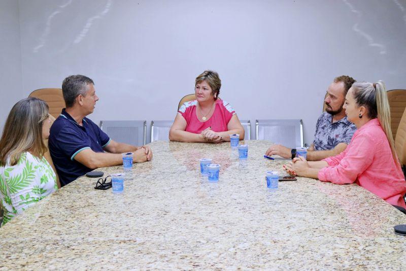 Prefeito de Tamboara (PR) visita Itaipulândia em busca de modelo administrativo