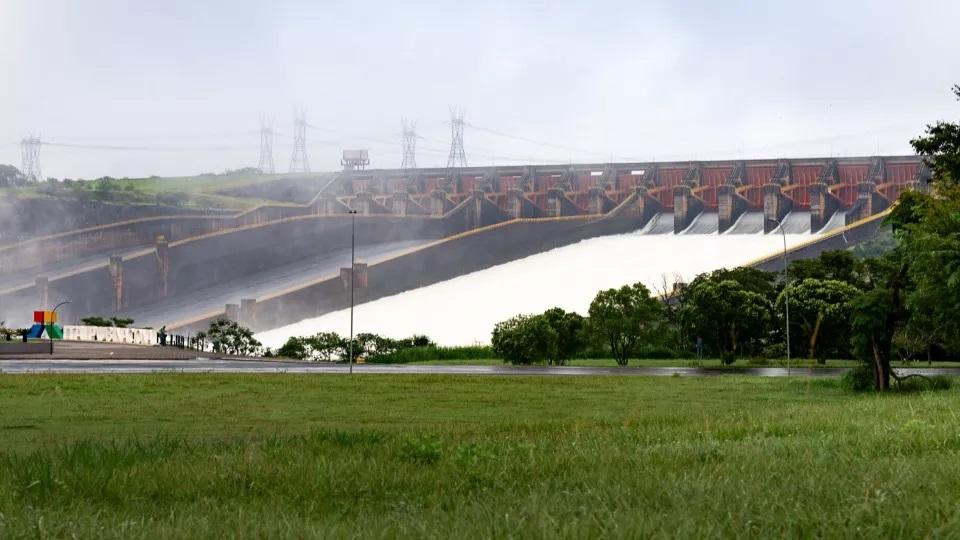 Brasil e Paraguai fecham acordo, e tarifa de serviços de Itaipu é fixada US$ 16,71
