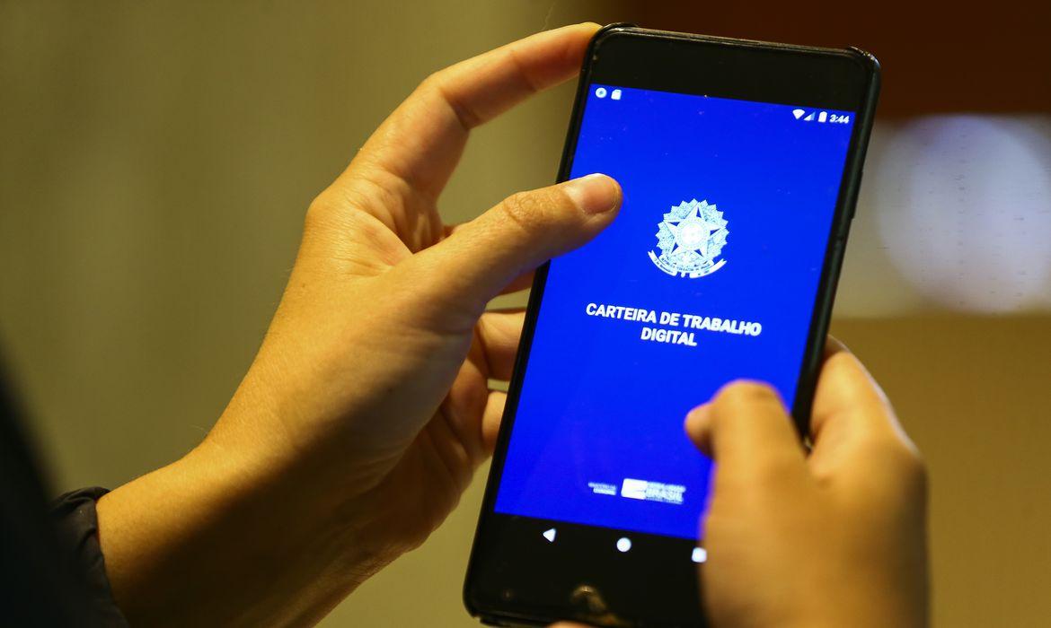 Hoje é Dia destaca os 80 anos da CLT e o Dia do Trabalhador