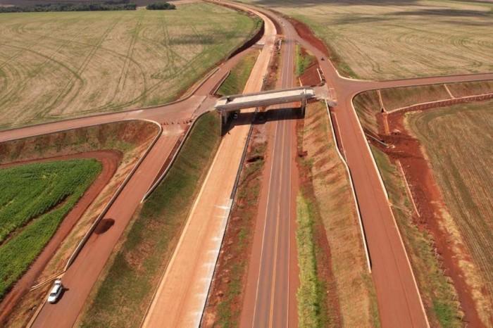 Obras de infraestrutura do Estado na região Oeste avançam nos primeiros 100 dias de gestão