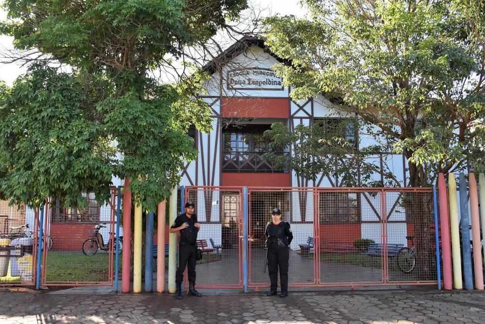 Prefeitura de Quatro Pontes contrata segurança privada para prédios públicos da educação, cultura e esportes
