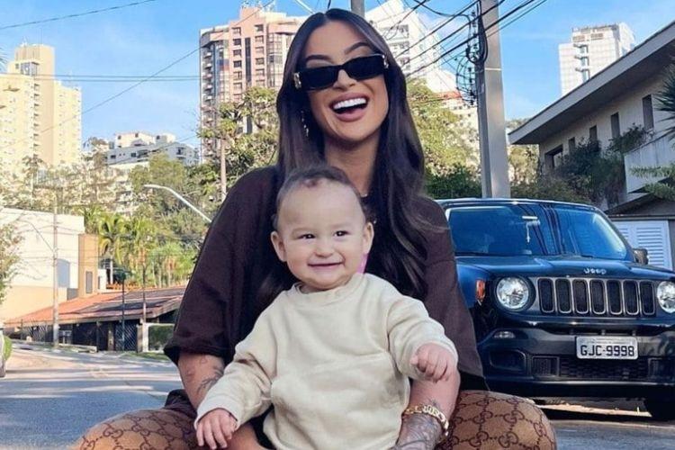 Bianca Andrade e Cris viram capa de revista: “lindos”