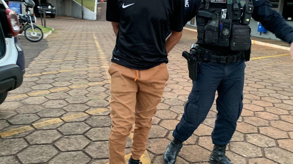 Com dívida de R$ 17 mil em pensão alimentícia, jovem é preso em Cascavel