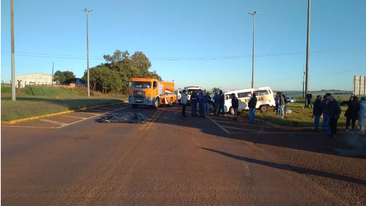 Motorista de Kombi escolar morre e 4 crianças ficam feridas na BR 369