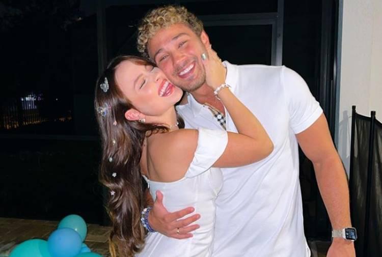 André Luiz declara amor por Larissa Manoela: “somos e vivemos”
