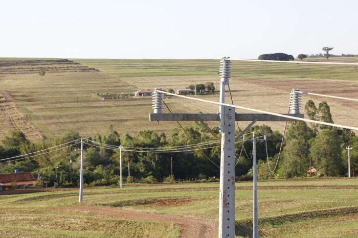 Centro-Sul do Paraná receberá R$ 1,38 bilhão em melhorias na rede de energia até 2025
