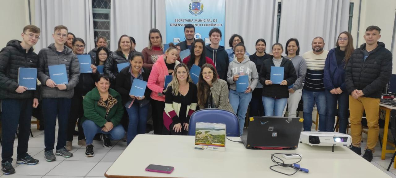 Programa Qualifica Santa Helena oferece cursos de capacitação em parceria com Senai e Senac
