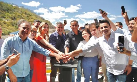 Presidente do PL pede expulsão de deputado próximo ao governo Lula