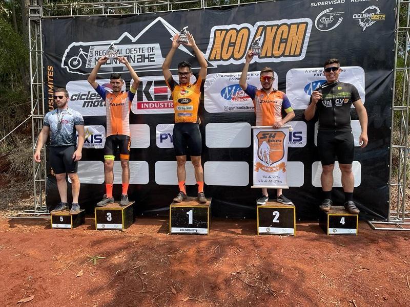 Atletas de Santa Helena conquistam pódio e consagram-se no Campeonato Regional Oeste de MTB 2023