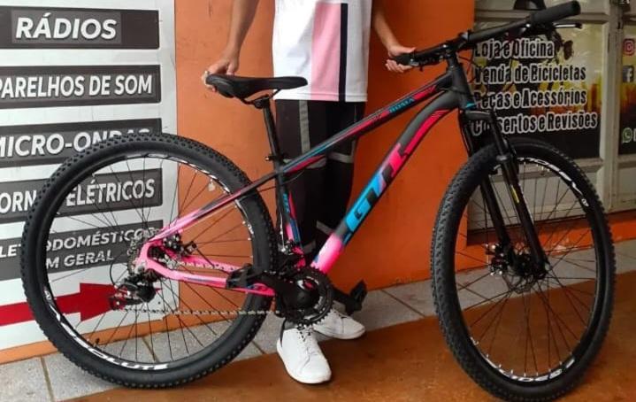 Bicicleta é furtada no centro de Santa Helena