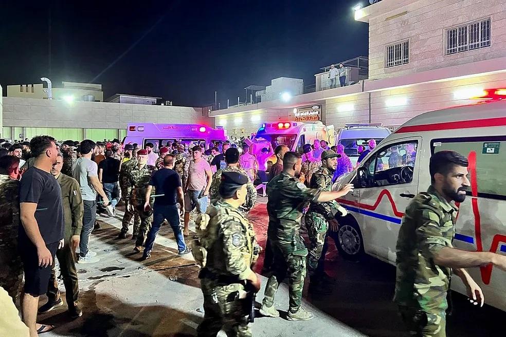 Incêndio em casamento deixa ao menos 100 mortos e 150 feridos