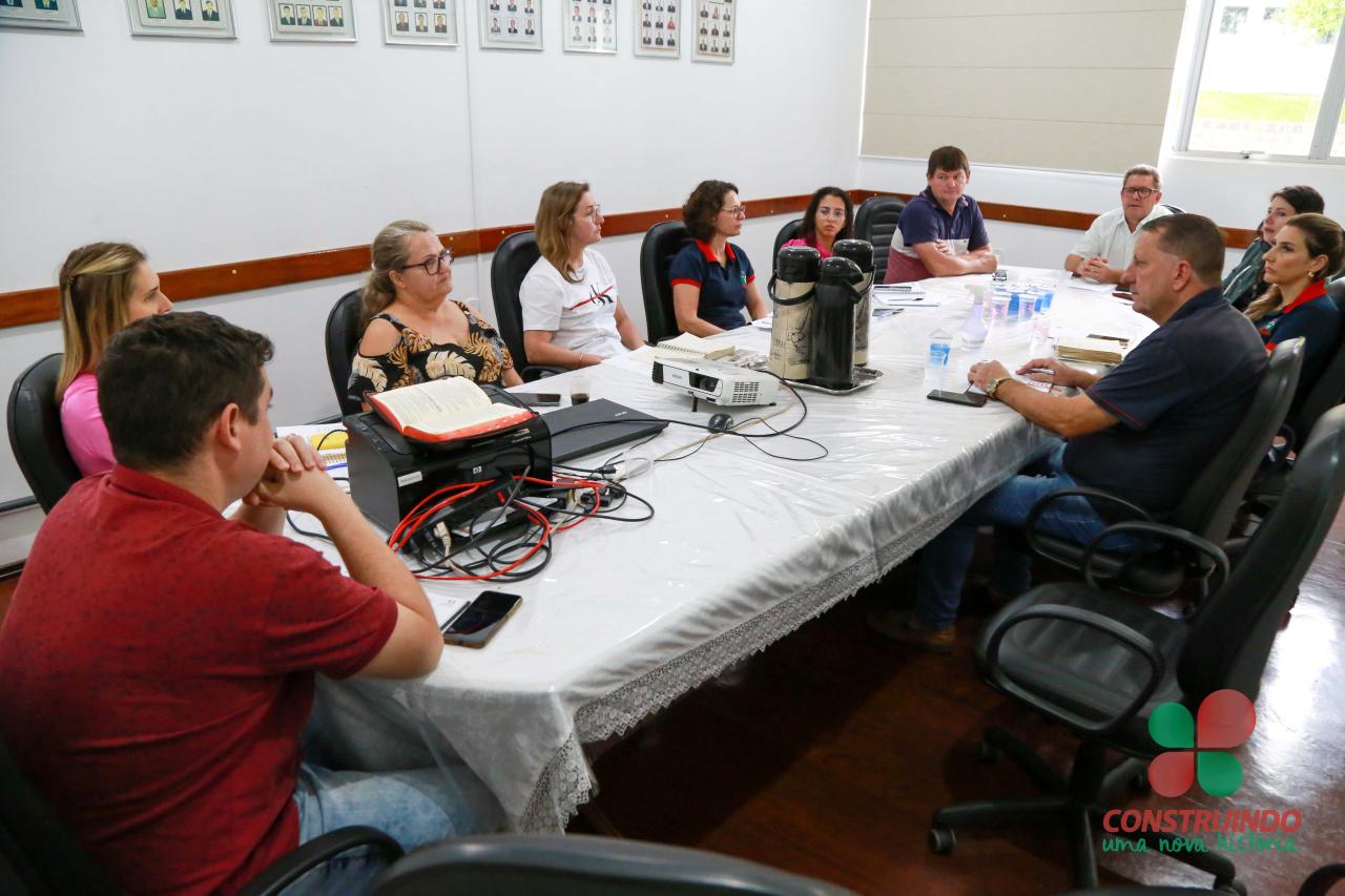 Secretários Municipais definem últimos detalhes para o Paraná em Ação em Missal