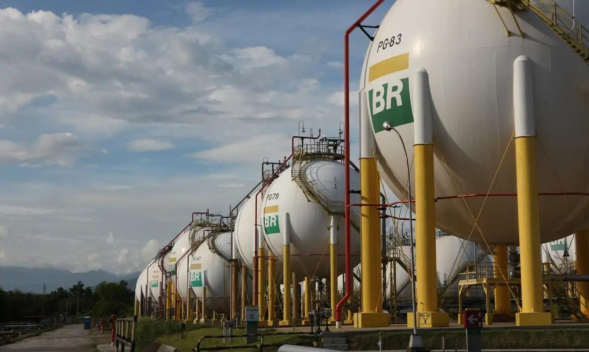 Gasolina, óleo diesel e botijão de gás sobem a partir do dia 1 de fevereiro