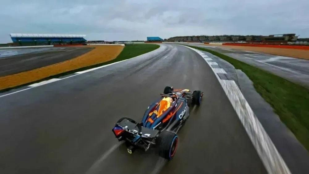 Fórmula 1: Verstappen é filmado por drone mais rápido do mundo
