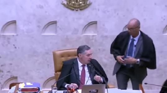 🔴 AGORA: STF retoma julgamento que pode descriminalizar o porte de maconha para uso pessoal