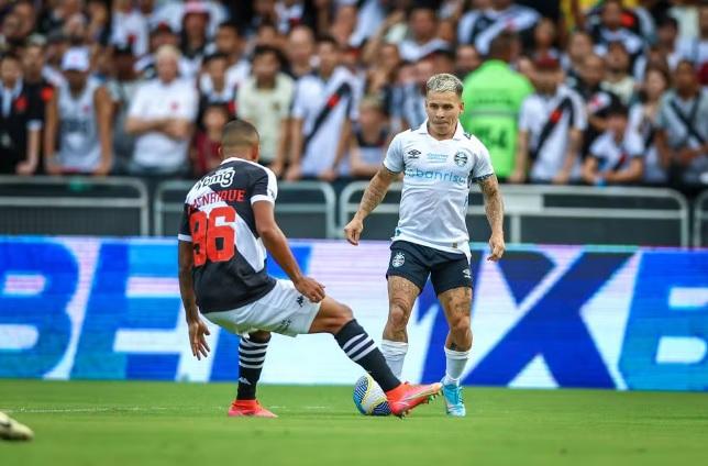 Análise: Grêmio sequer finaliza em 45 minutos e sofre a segunda derrota seguida com time titular