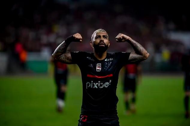 Votos do julgamento de Gabigol mostram xingamentos do jogador e contradições entre coletores