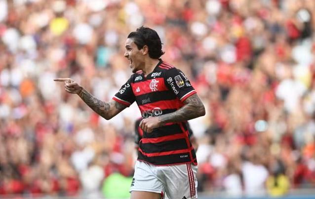 Flamengo x Bolívar: Pedro e Arrascaeta vão para o jogo; Bruno Henrique e Pulgar estão fora