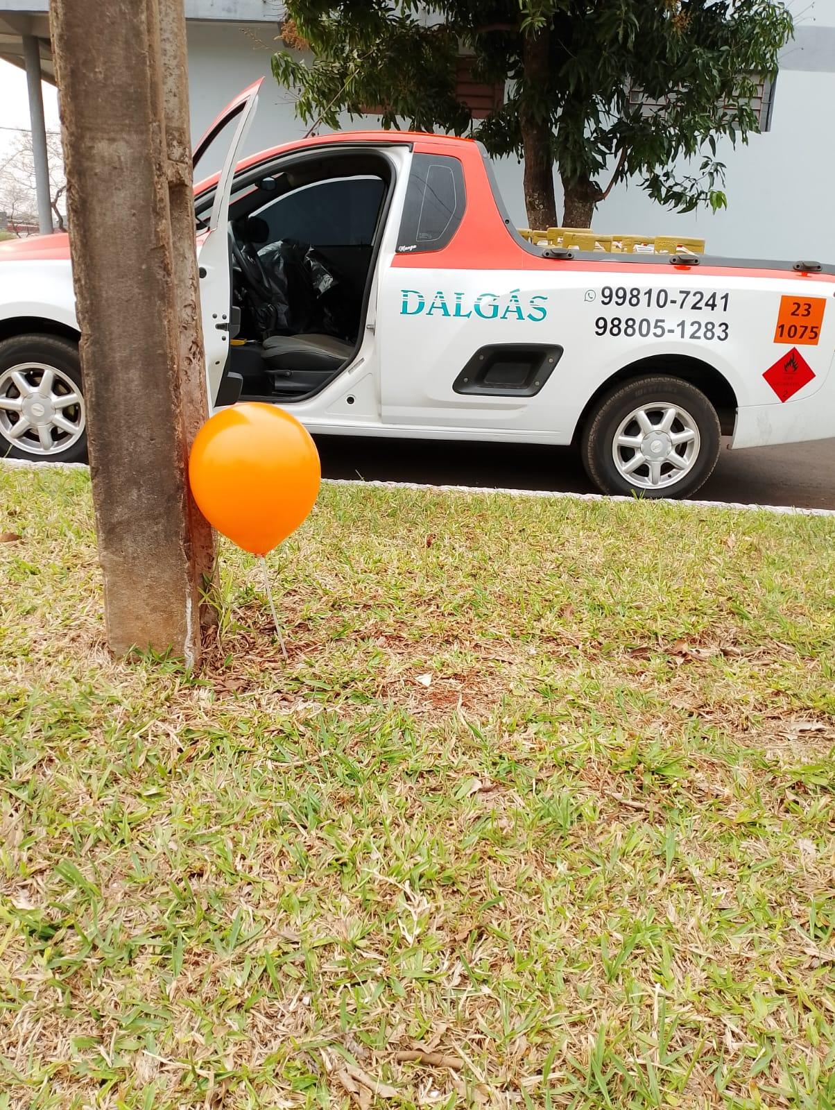 MISTÉÉÉRIOOO; Balões espalhados pela cidade chamam a atenção e dão prêmios em Santa Helena
