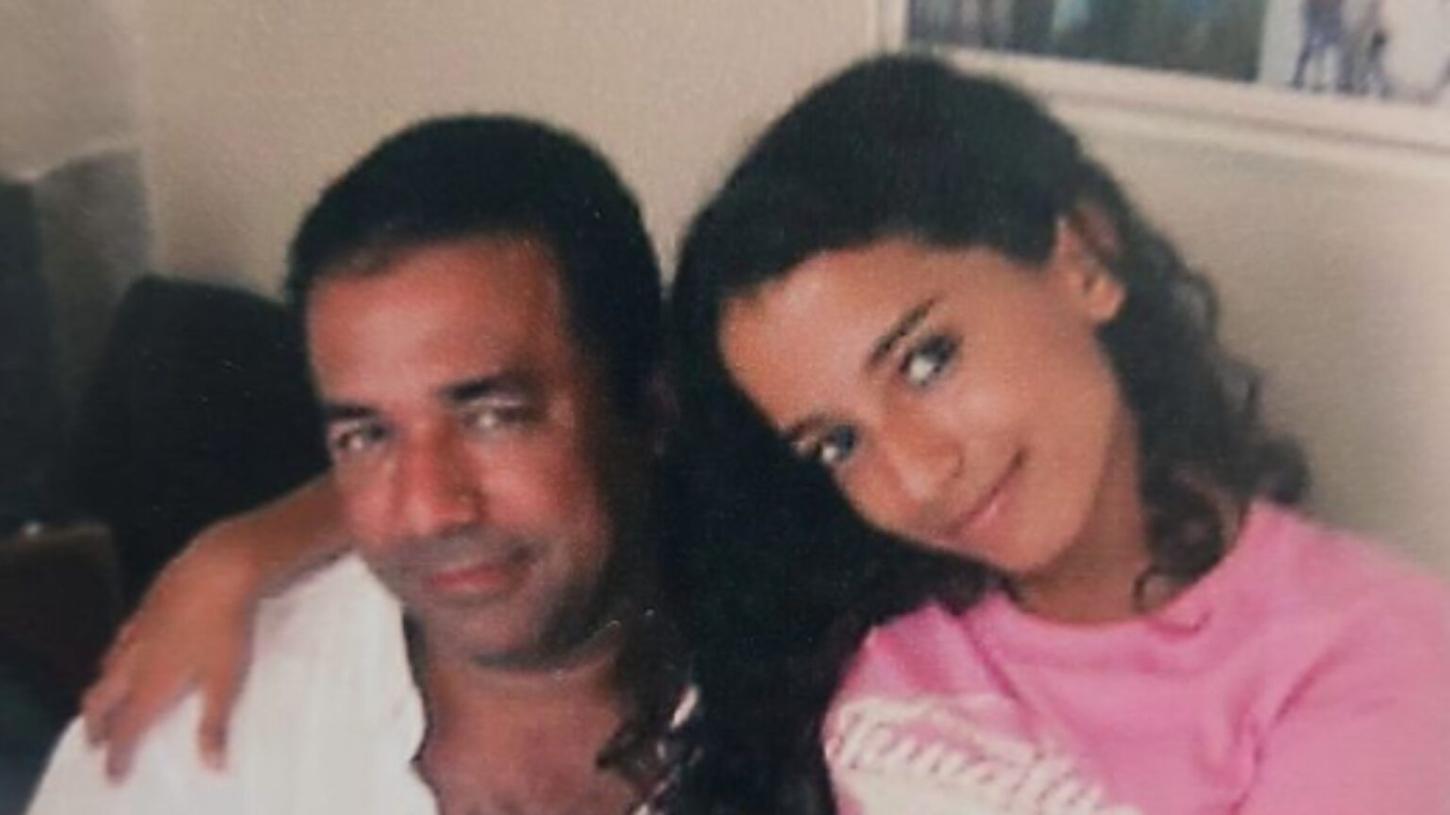 Pai de Anitta mostra registro antigo: ‘Fundo do baú!’