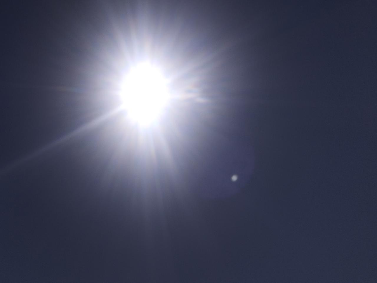Semana inicia com sol forte e temperaturas elevadas em Santa Helena e região