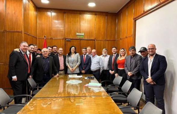 Anteprojeto de novo asfalto no Paraguai deverá ser entregue brevemente em Assunção