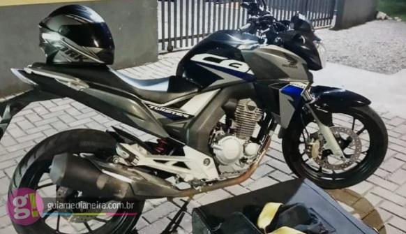 Família pede ajuda para recuperar moto furtada